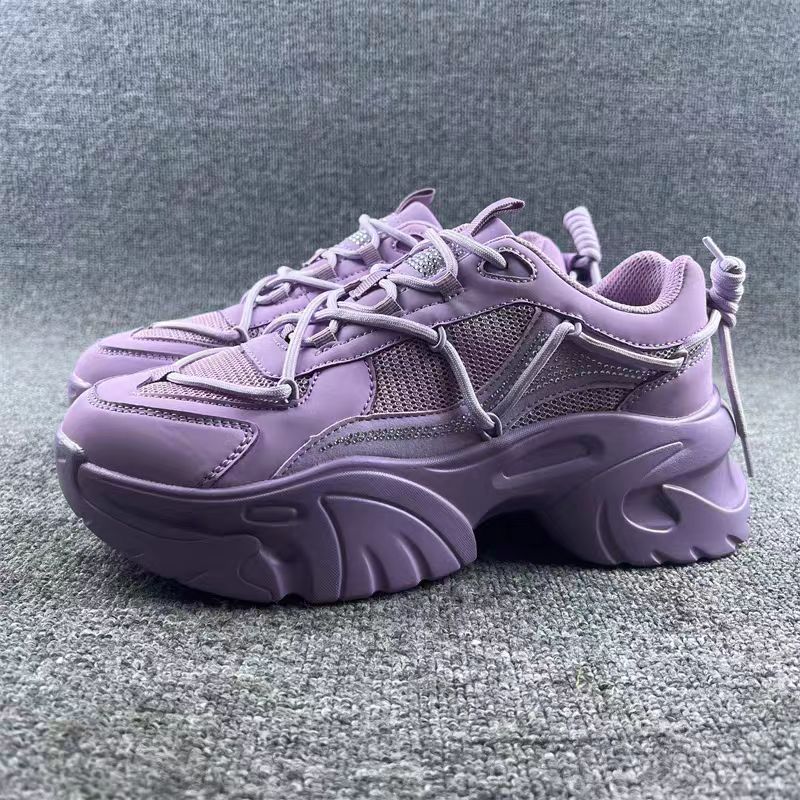 <strong>New thick soled height increas</strong>